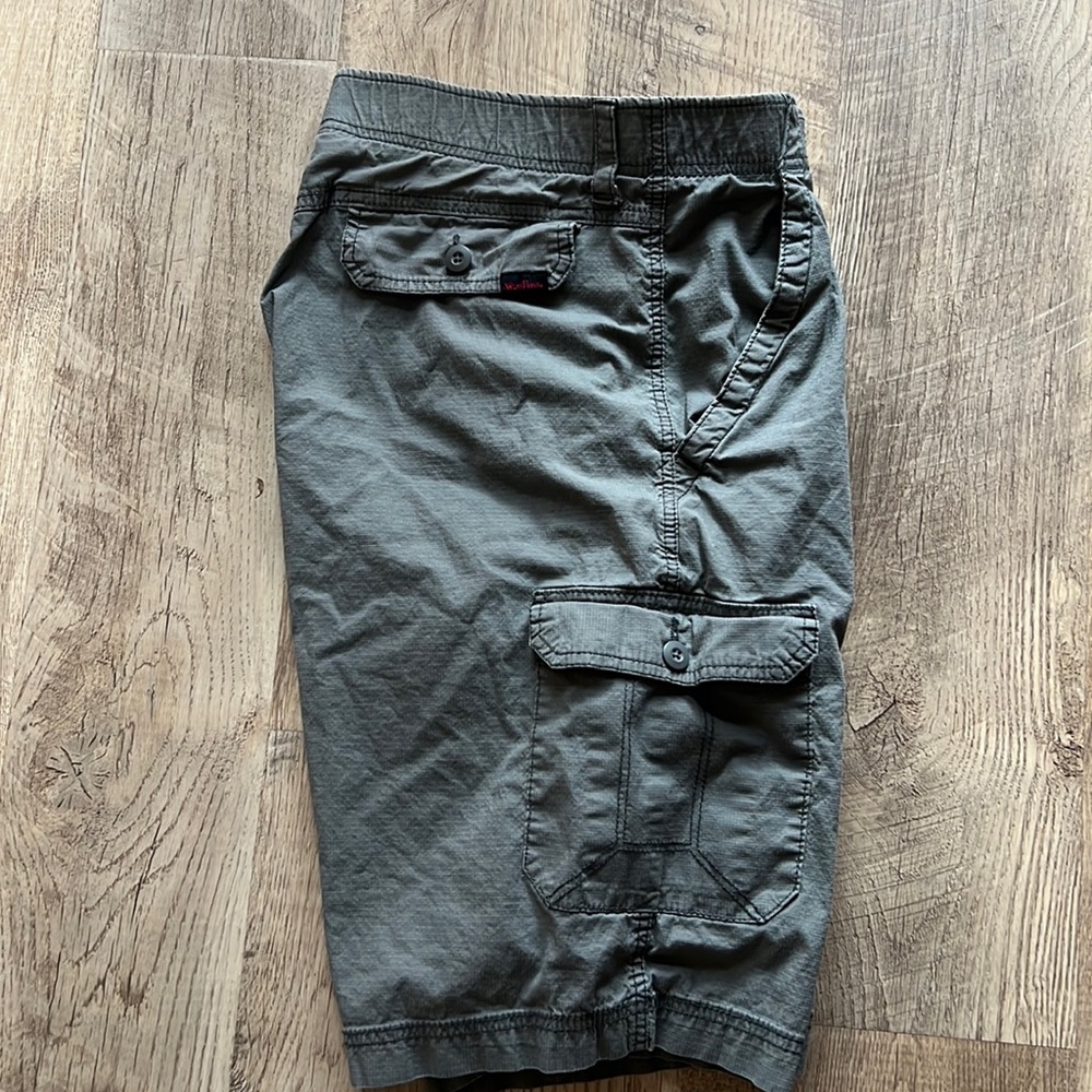 Wear First cargo shorts